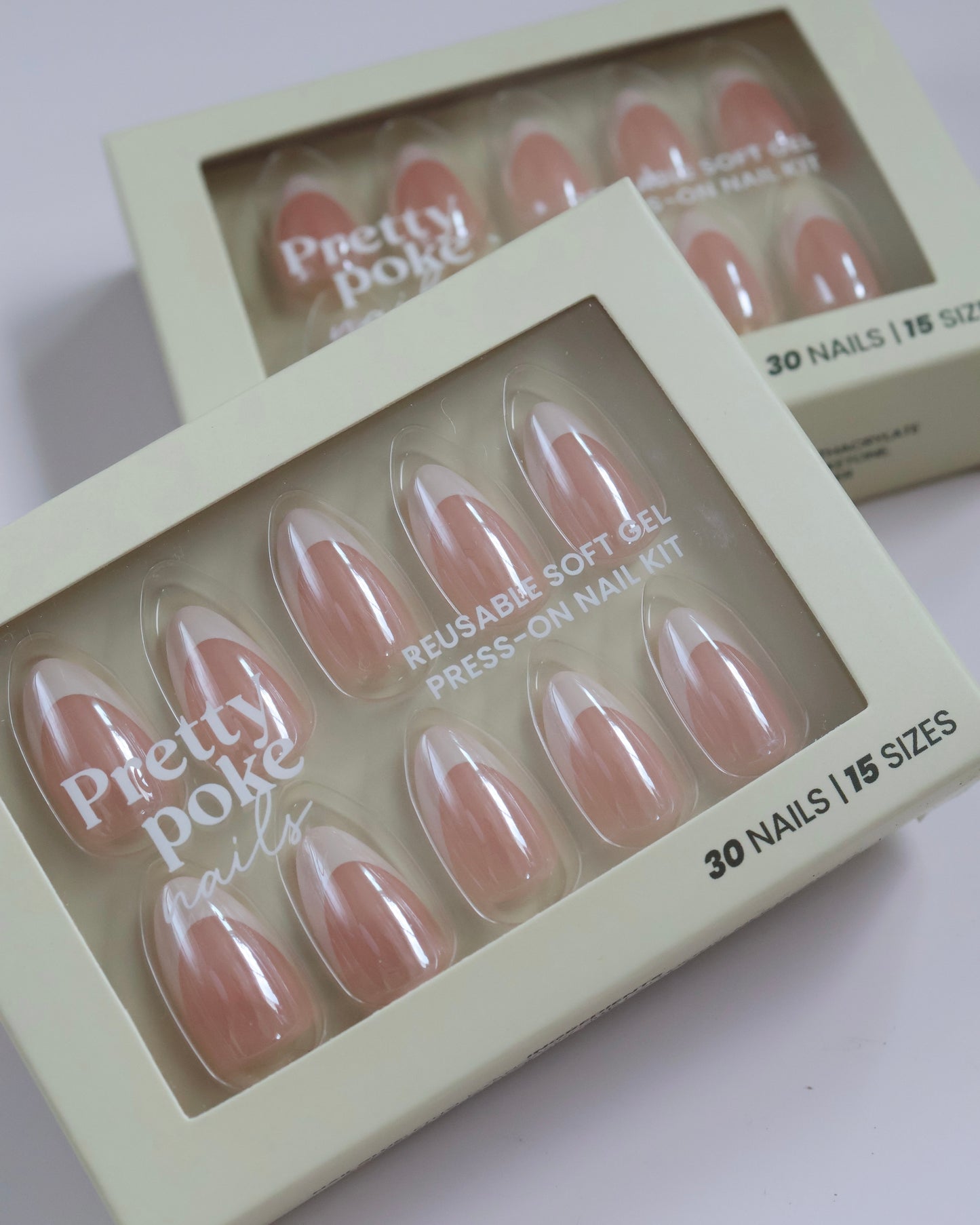 White French Tip Shimmer In Short Almond (Press-On Nails)