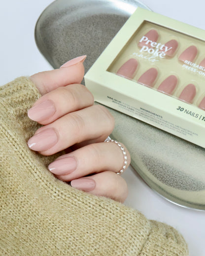 Peony Nude Pink In Short Round (Press-On Nails)