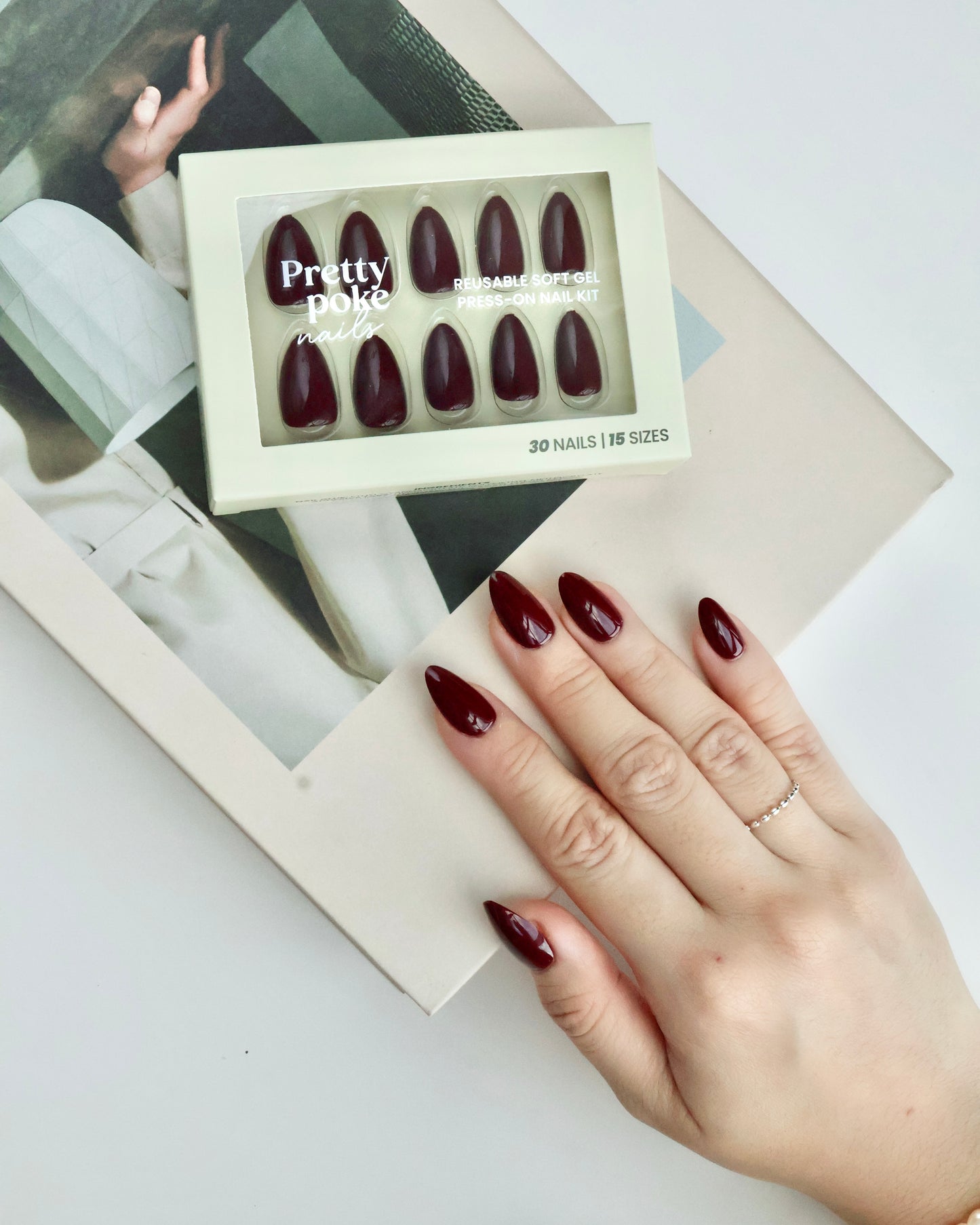 Merlot Deep Red In Short Almond (Press-On Nails)