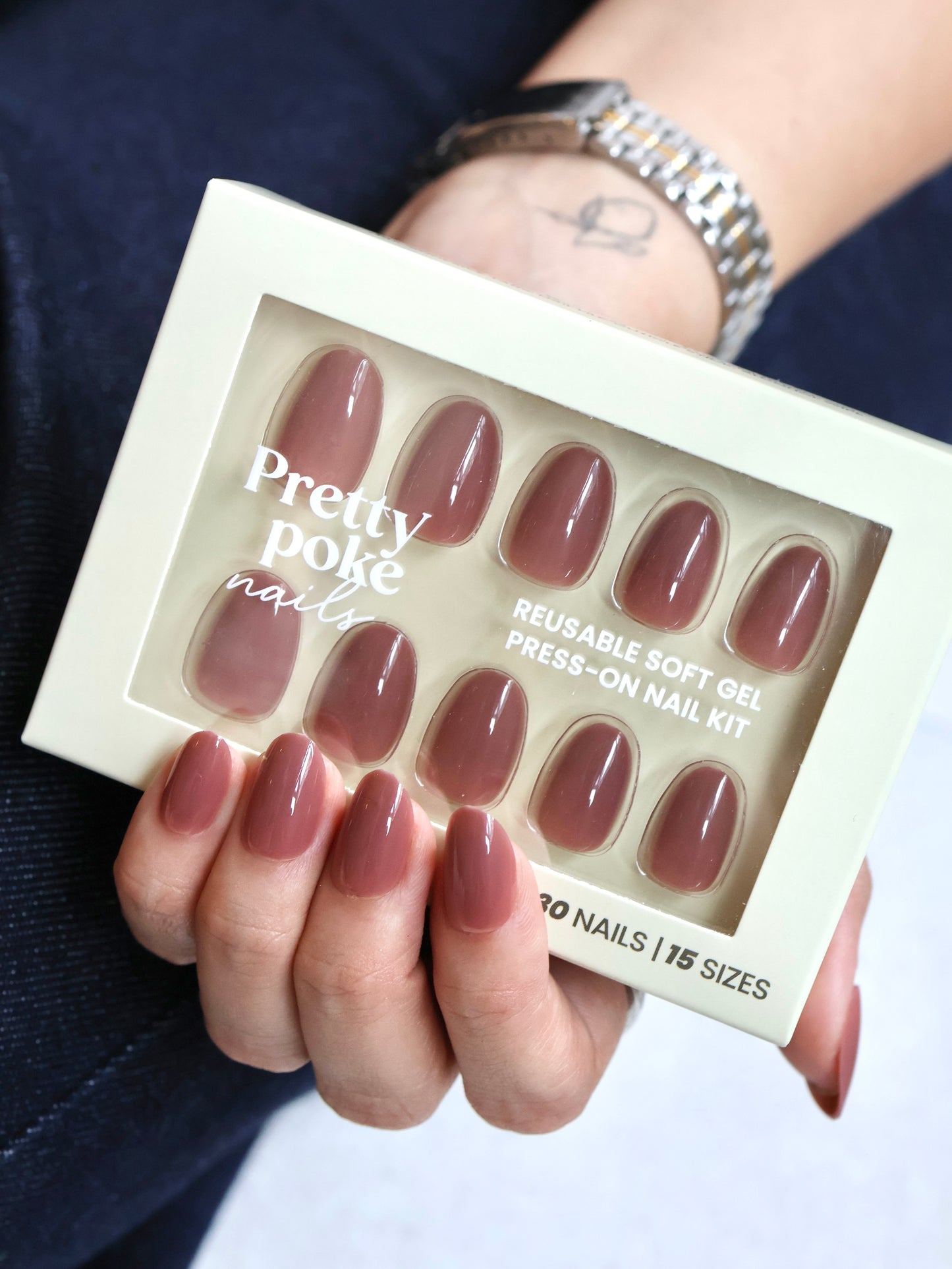 Brownie In Short Round (Press-On Nails)