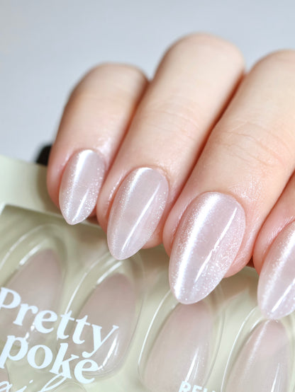 Halo White Nude Cateye In Short Almond (Press-On Nails)