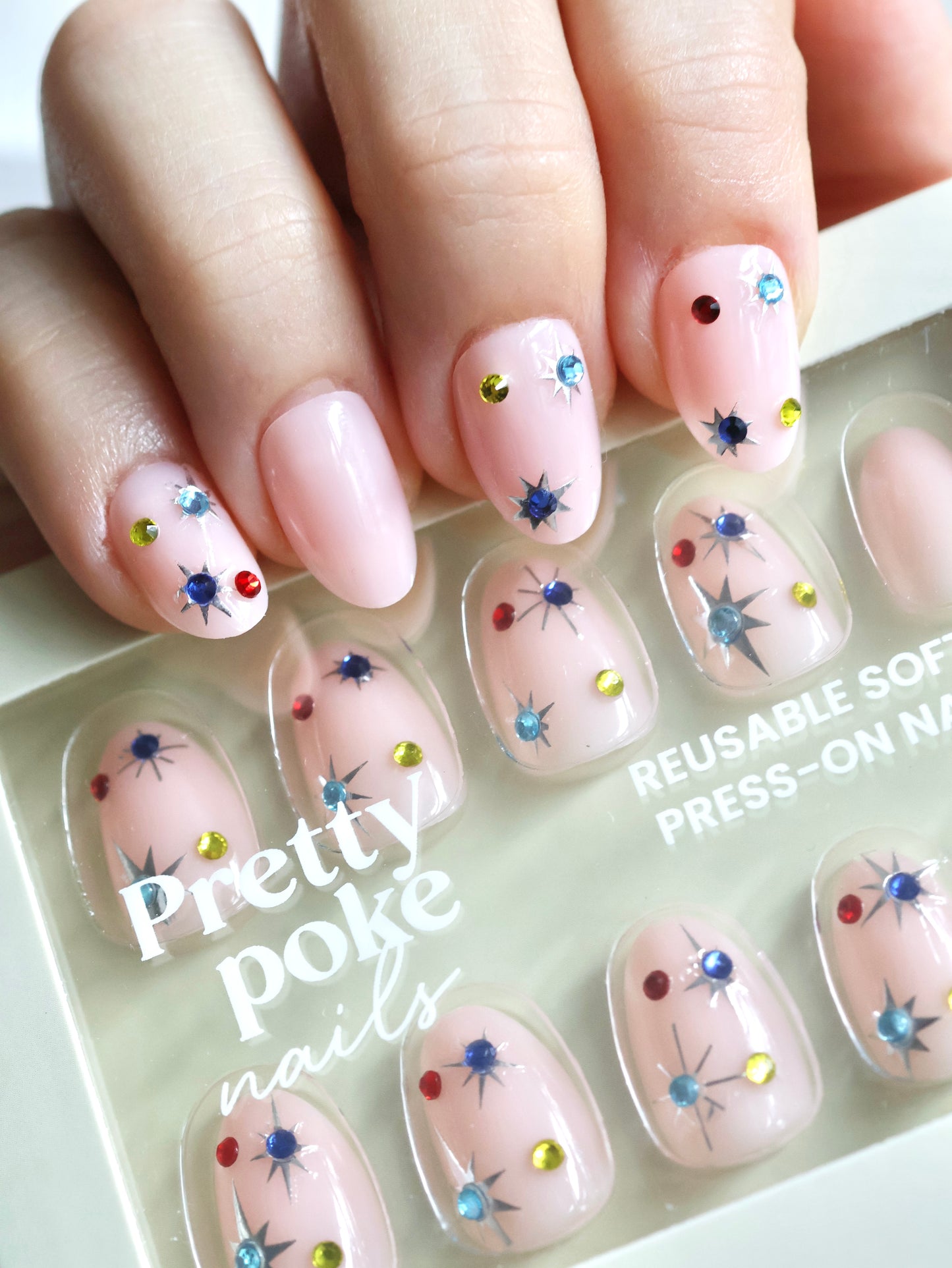 Gemstone Nude In Short Round (Press-On Nails)