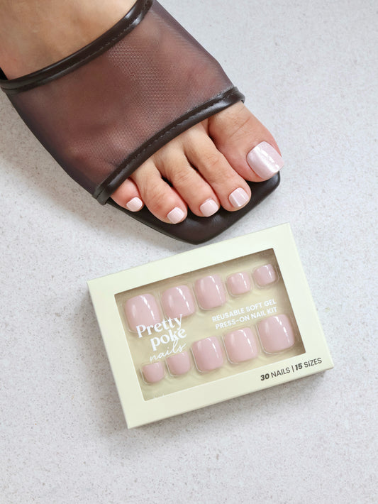 Champagne Pink Cateye (Press-On Pedicure)