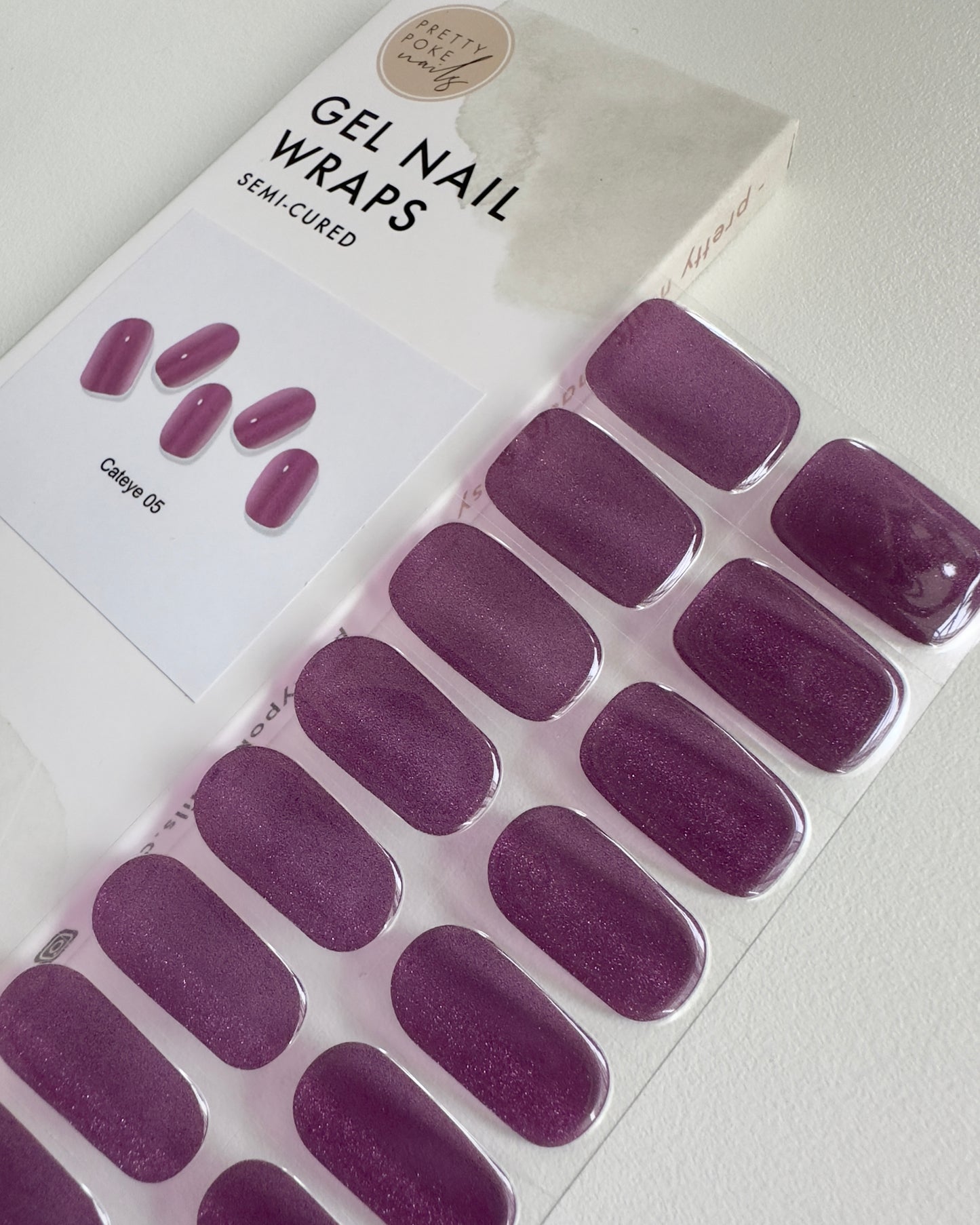 Cateye 05 - Plum (Semi-Cured Gel Wraps | Manicure)