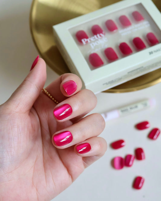 Party Pink Cateye In XS Squoval (Press-On Nails)